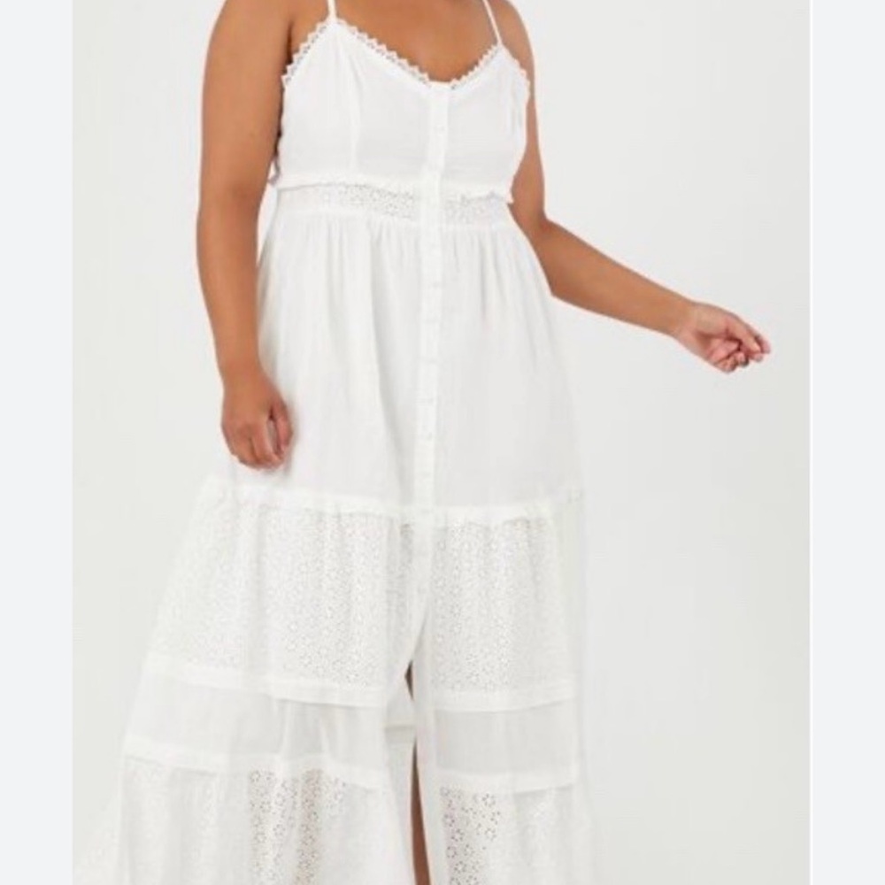 Forever 21 White Button-Front Chemise with Lace & Tie Detail. NWT.